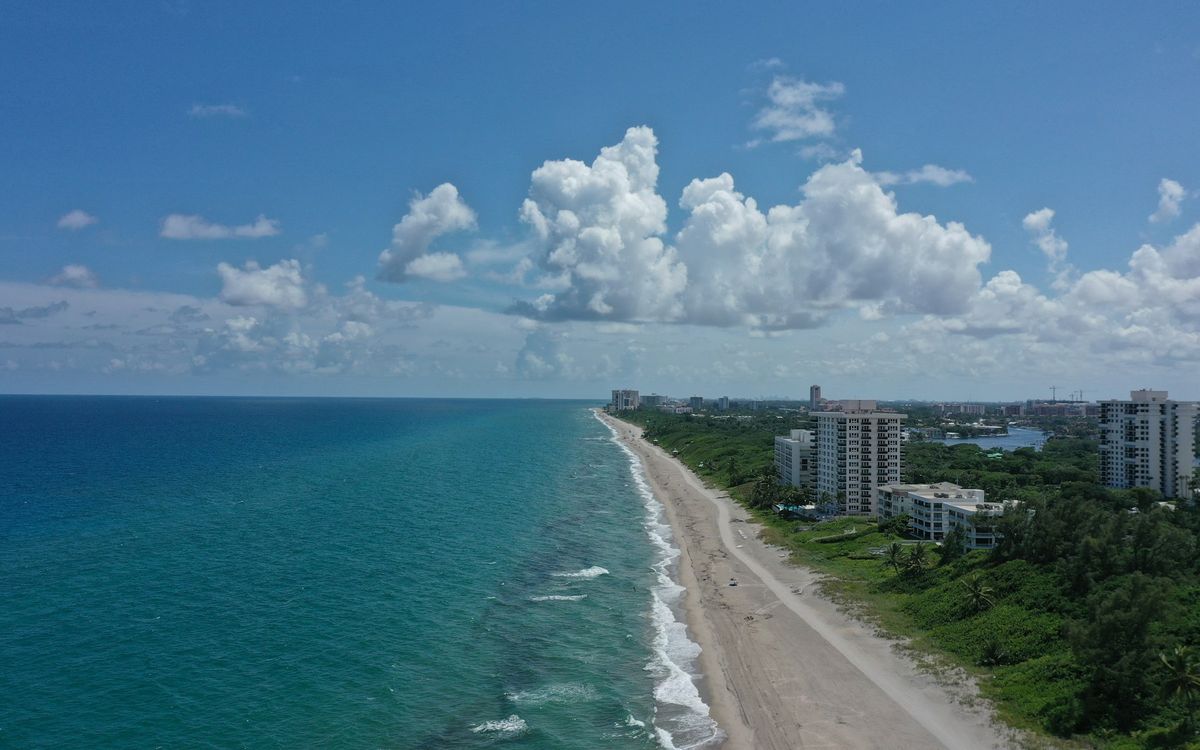 Aerial view of the Boca Raton shoreline and the Atlantic